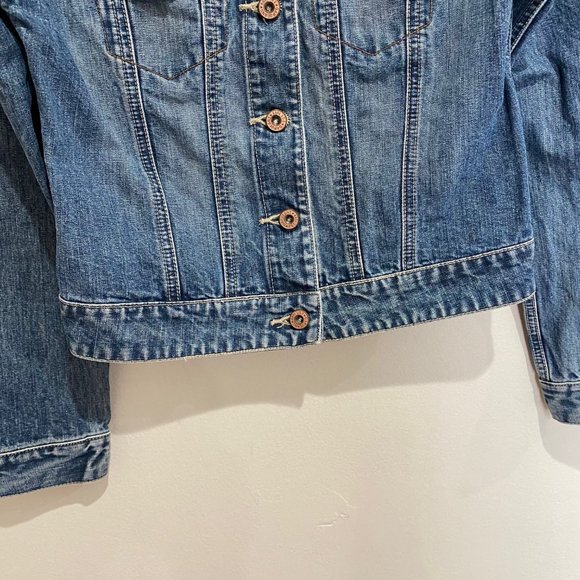 Vintage Y2k Gap Dark Wash Denim Trucker Jacket - Picture 8 of 13